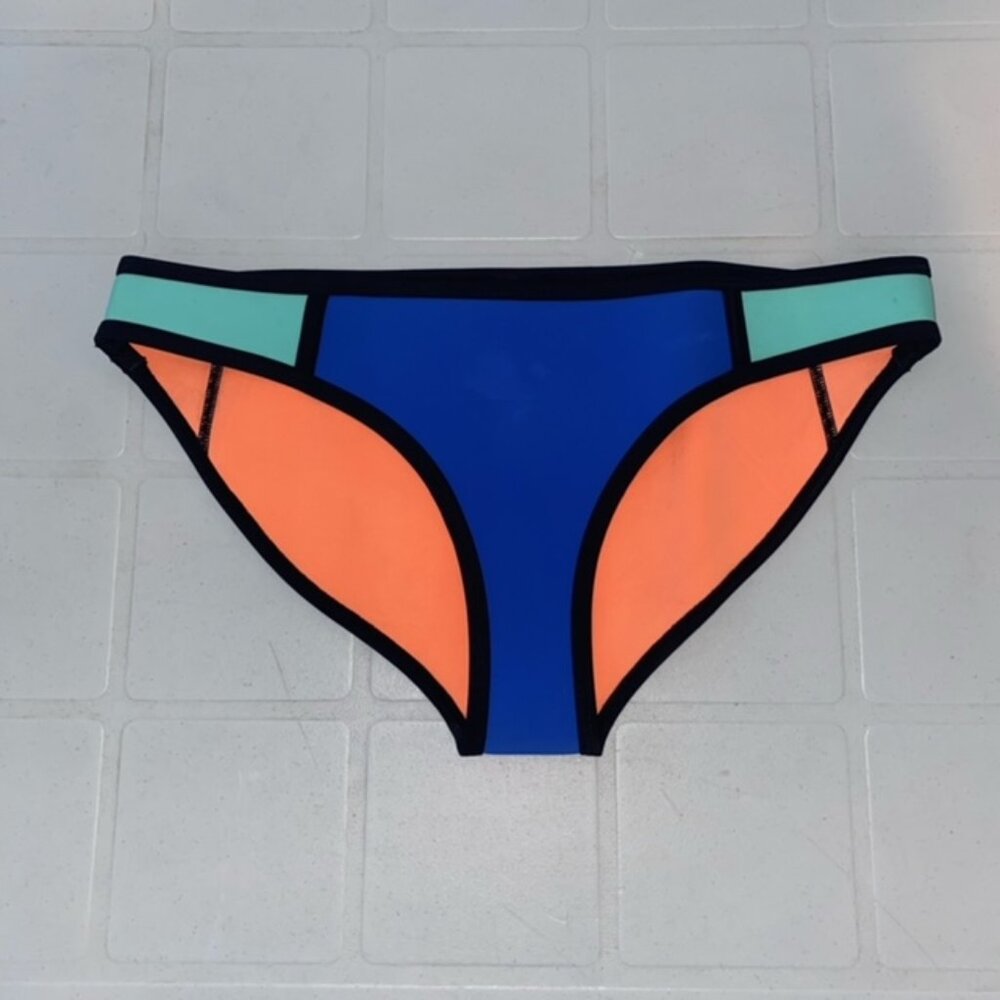 Retro Triangl Bikini Bottom